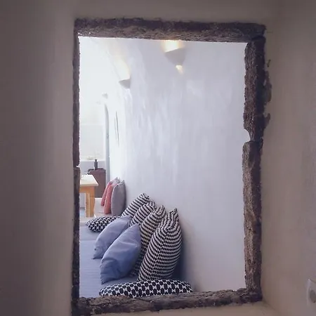 Altana Cliffside Villa