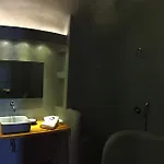 阿尔塔纳摩崖旅馆 * 易莫洛林
