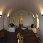 阿尔塔纳摩崖旅馆 别墅 *