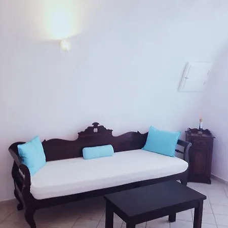 Altana Cliffside Villa Imerovígli