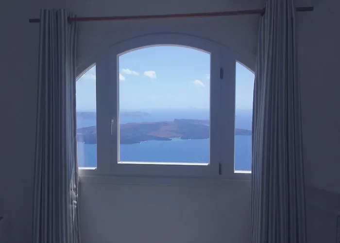 Altana Cliffside Imerovigli (Santorini)