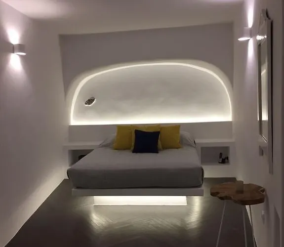 Altana Cliffside Villa