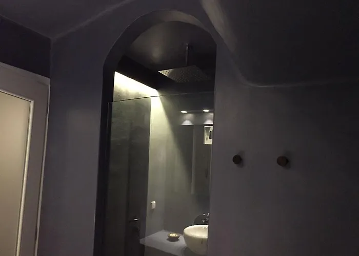 Villa Altana Cliffside Imerovigli (Santorini)