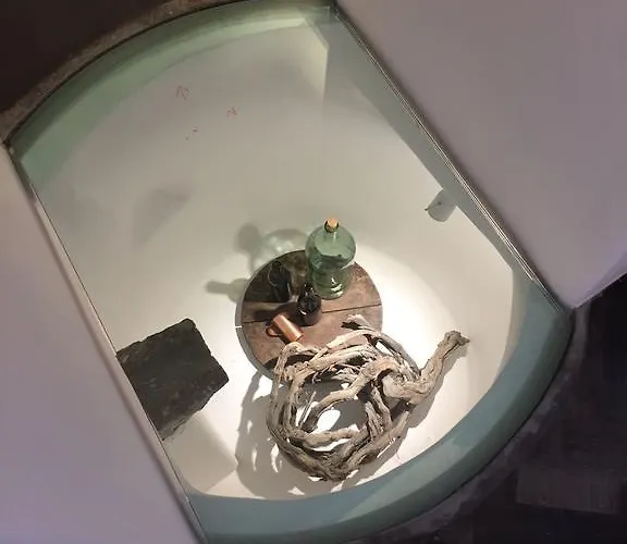 Altana Cliffside Vila