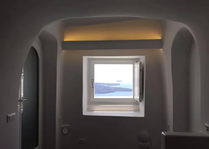 Altana Cliffside * Imerovigli (Santorini)