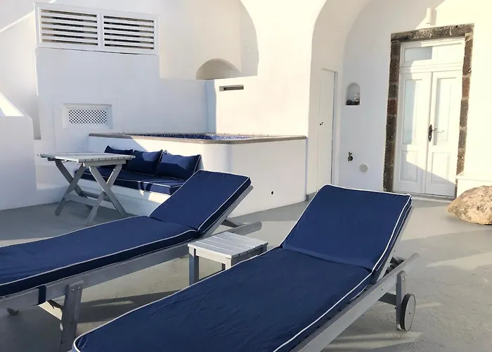 Altana Cliffside Villa Imerovigli (Santorini)