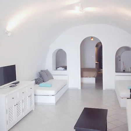 Altana Cliffside Villa