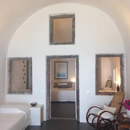 Altana Cliffside Villa *