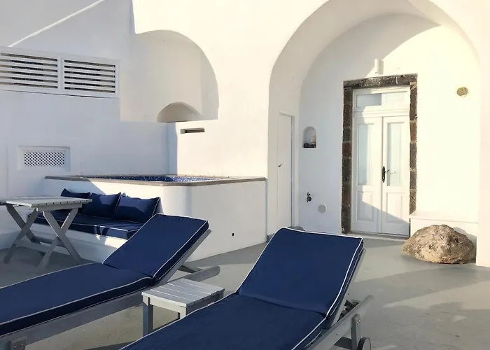 فيلة ألتانا كليفسايد