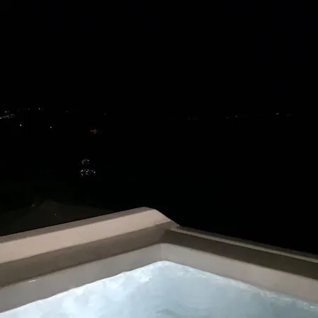 Villa Altana Cliffside Imerovigli (Santorini)
